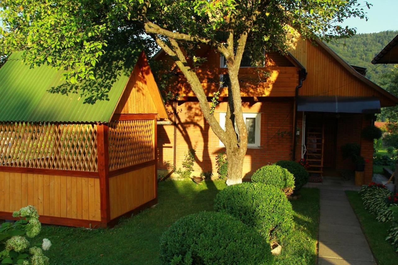 Hotel У Андрія Jaremcze Zewnętrze zdjęcie
